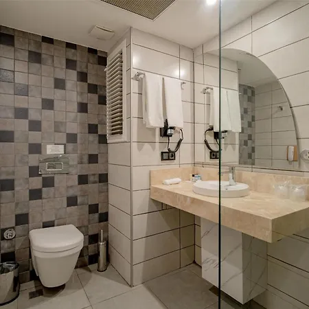 Best Western Izmir Hotel İzmir Exterior photo
