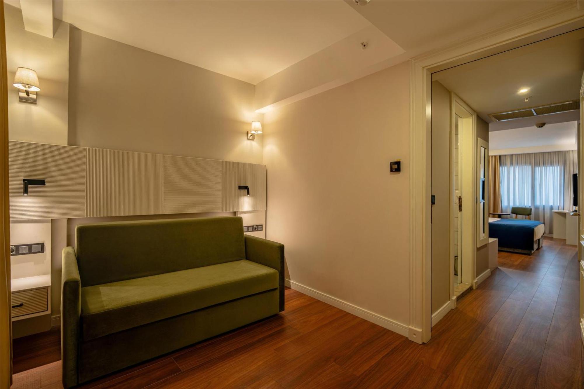 Mitte Port Hotel Konak Izmir Hotel 4*